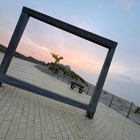 Middelkerke - Frontaal Zeezichtアパートメント エクステリア 写真